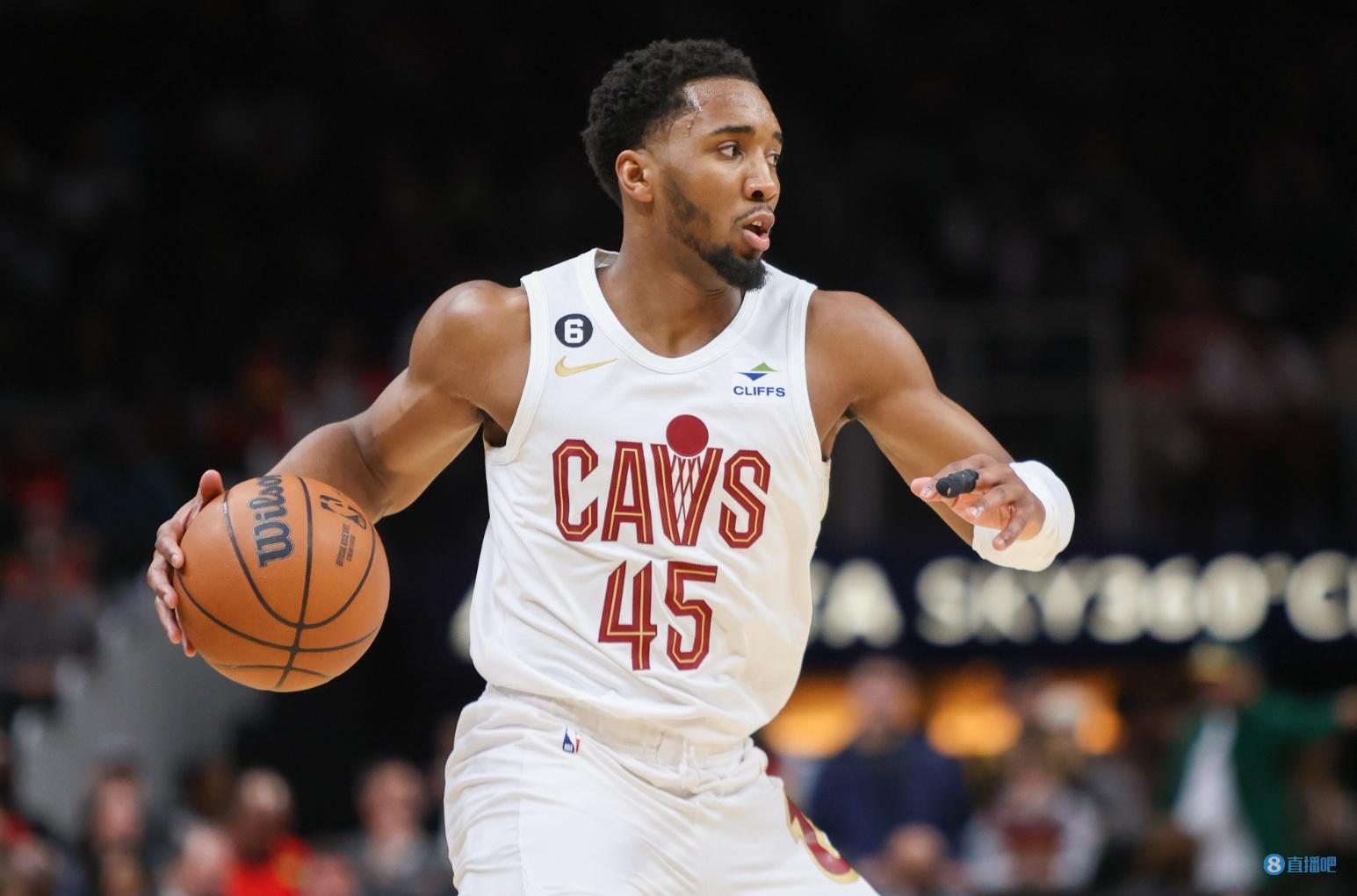 的触球完成 的触球完成